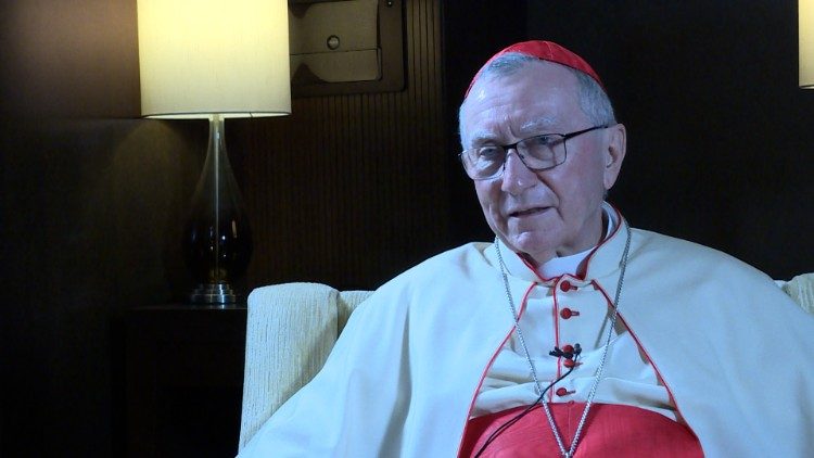 El cardenal Pietro Parolin en Abu Dabi participa en el Global Faith Summit on Climate Action.