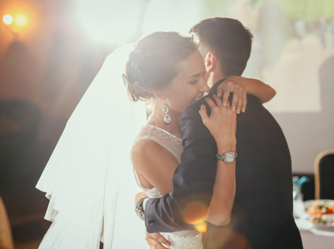 Diez problemas que debilitan a un matrimonio: al conocerlos, podemos prevenirlos y vencerlos