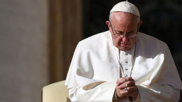 Papa ora por Colombia