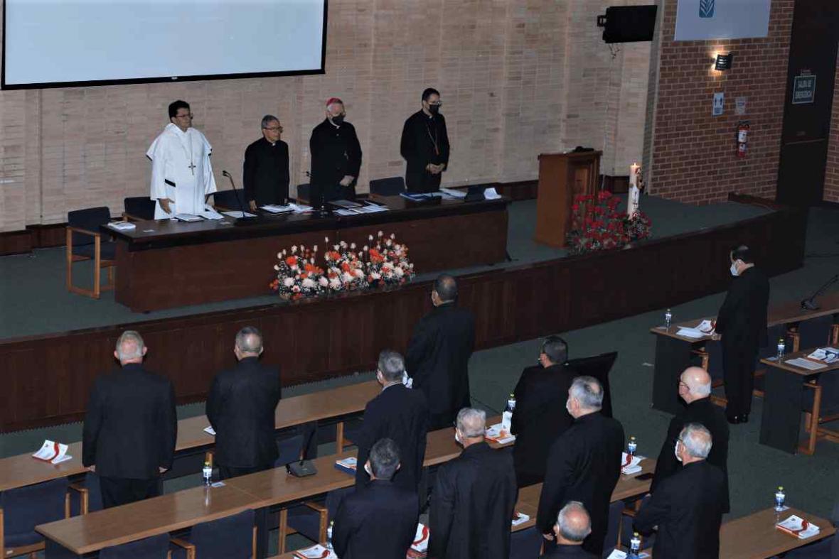 Obispos de Colombia reunidos en Asamblea Plenaria