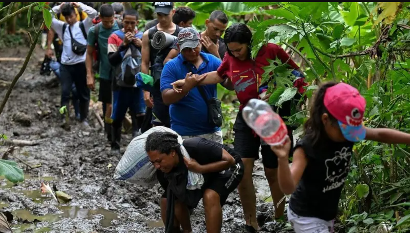 Autoridad vaticana manifiesta preocupación ante crisis migratoria en el Darién