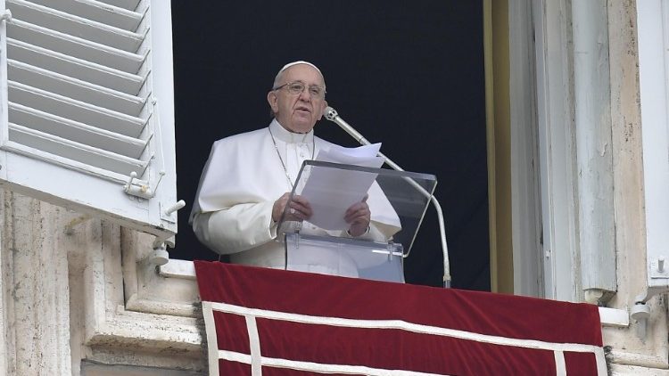 “El Adviento es un tiempo de gracia para quitarnos las máscaras”“El Adviento es un tiempo de gracia para quitarnos las máscaras”