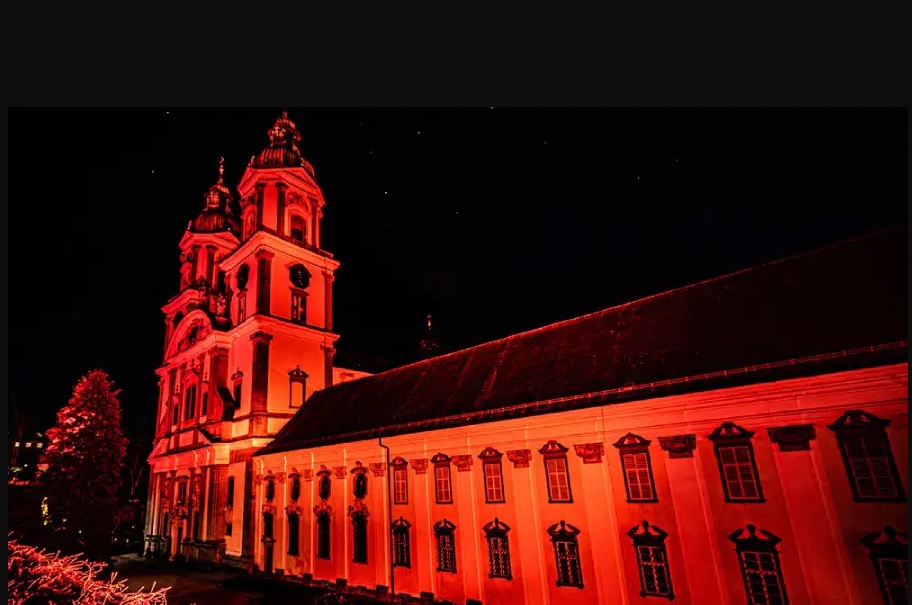 Iglesias del mundo se iluminarán de rojo en honor a los cristianos perseguidos en 2022