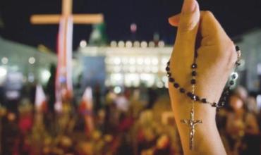 La cifra de católicos aumenta en el mundo a 1 390 millones, mientras disminuye el de sacerdotes y religiosas