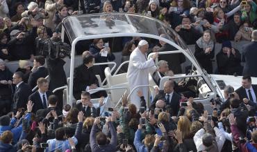 Los mandamientos, nueva serie catequética de Francisco