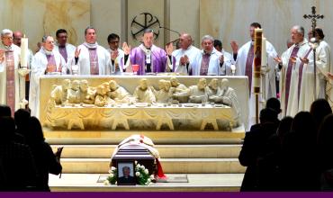 Un fraterno adiós