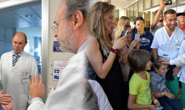 Papa visita por sorpresa la Fundación Santa Lucía en Roma