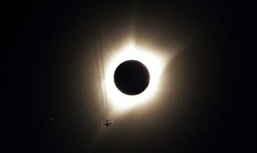 Eclipse: el mundo racional