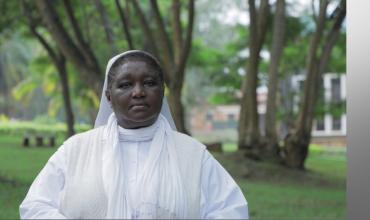 Helene Nayituliki, la valiente monja que salvó la vida de más de cien niñas