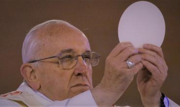 “Que la Eucaristía sea el centro de nuestra vida”: Papa Francisco
