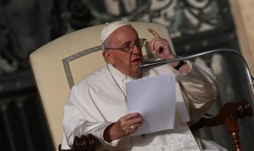 Francisco exhorta a las religiones a ser conciencia de paz y a ponerse a la carrera armamentística