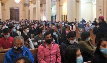 Como preparación para la Pascua, arzobispo de Bogotá se encuentra con catecúmenos