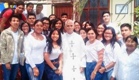  Aseguran oración por el papa León XIV, expresando cercanía y compromiso misionero.