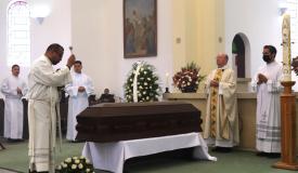  Unidos en oración por la Pascua del cardenal Pedro Rubiano, testimonio de oración, servicio y caridad