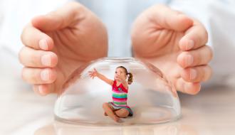 Padres “hipervigilantes”, hijos “menguados”